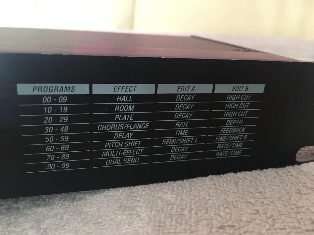 procesor efektów Alesis microverb 4 + zasilacz