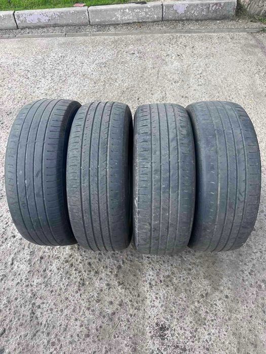 комплект шин  235/60/18