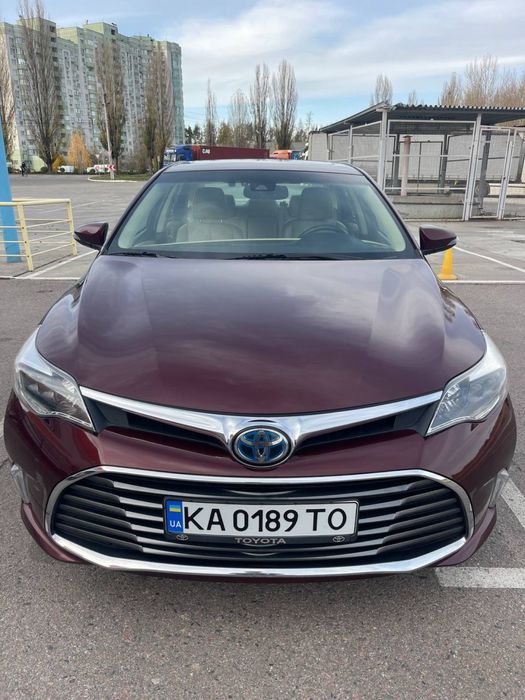 Toyota avalon hibrid 2018