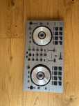 DJ Pioneer Serato