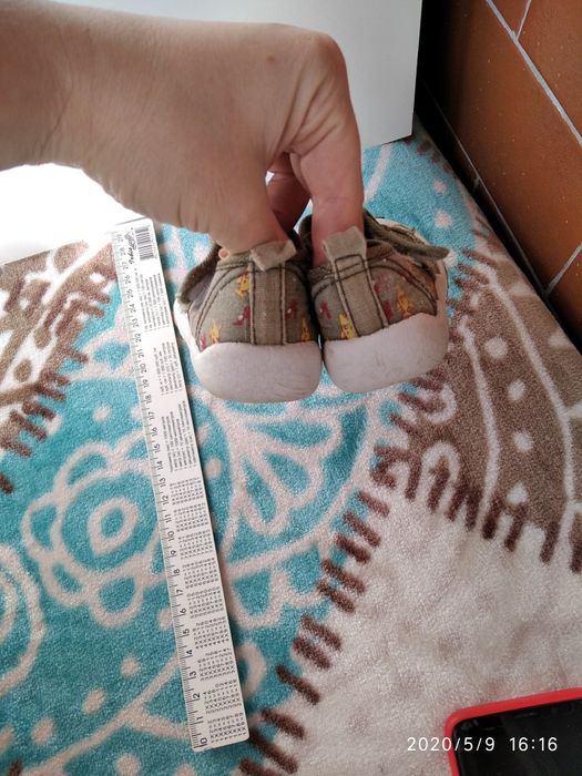 Продам тапочки для малышей