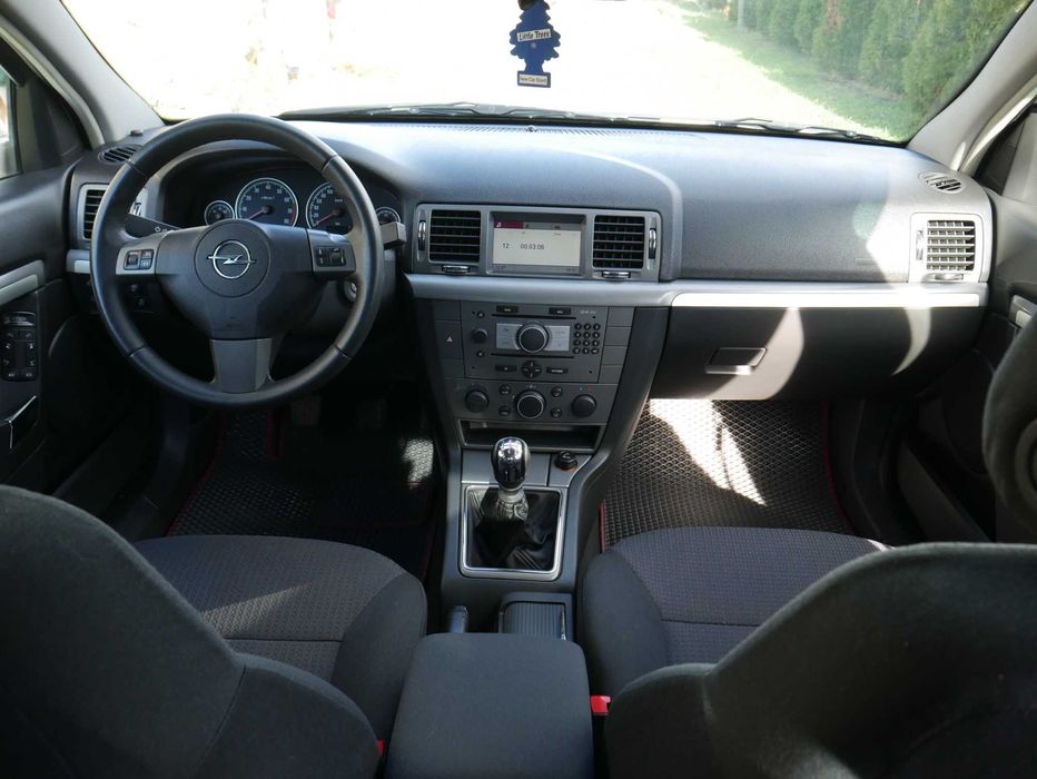 Продам НОВИЙ Opel Vectra C, офіційний