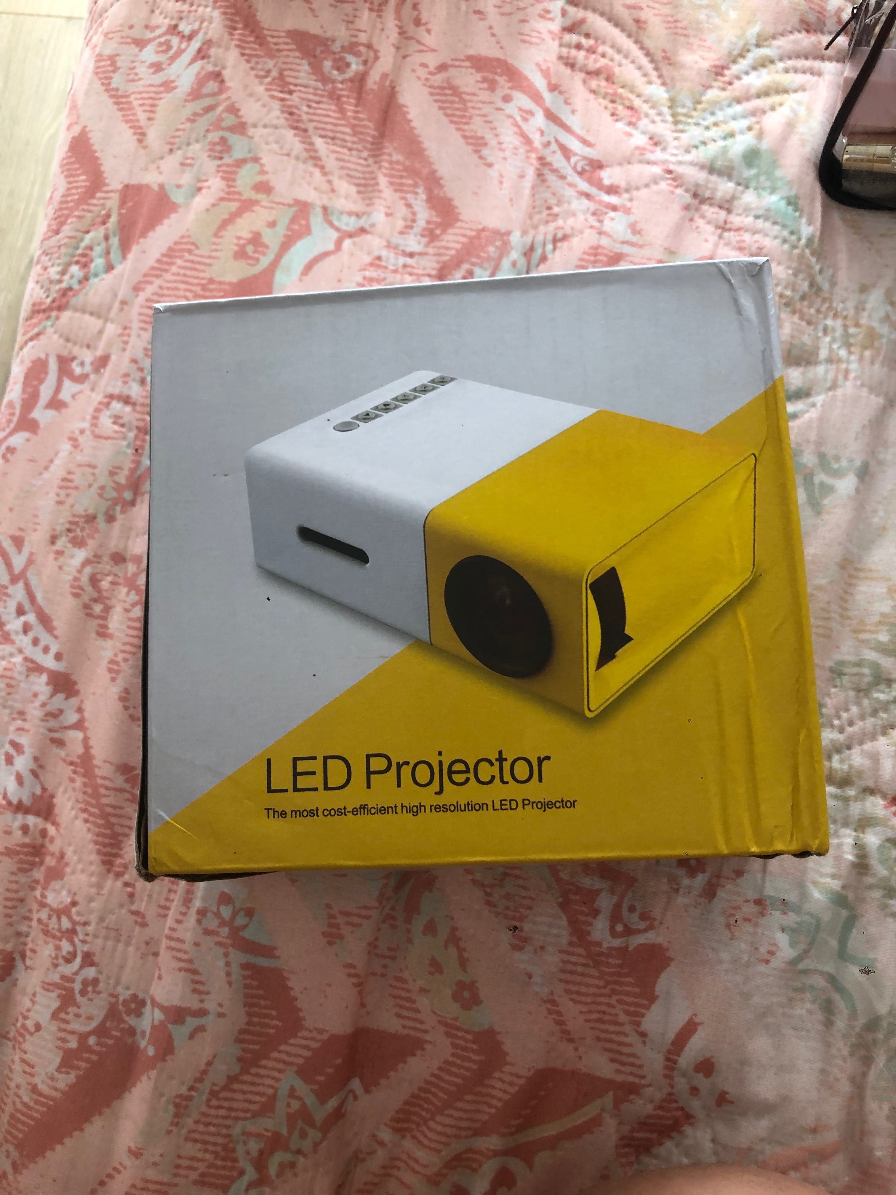 Projetor NOVO com tudo