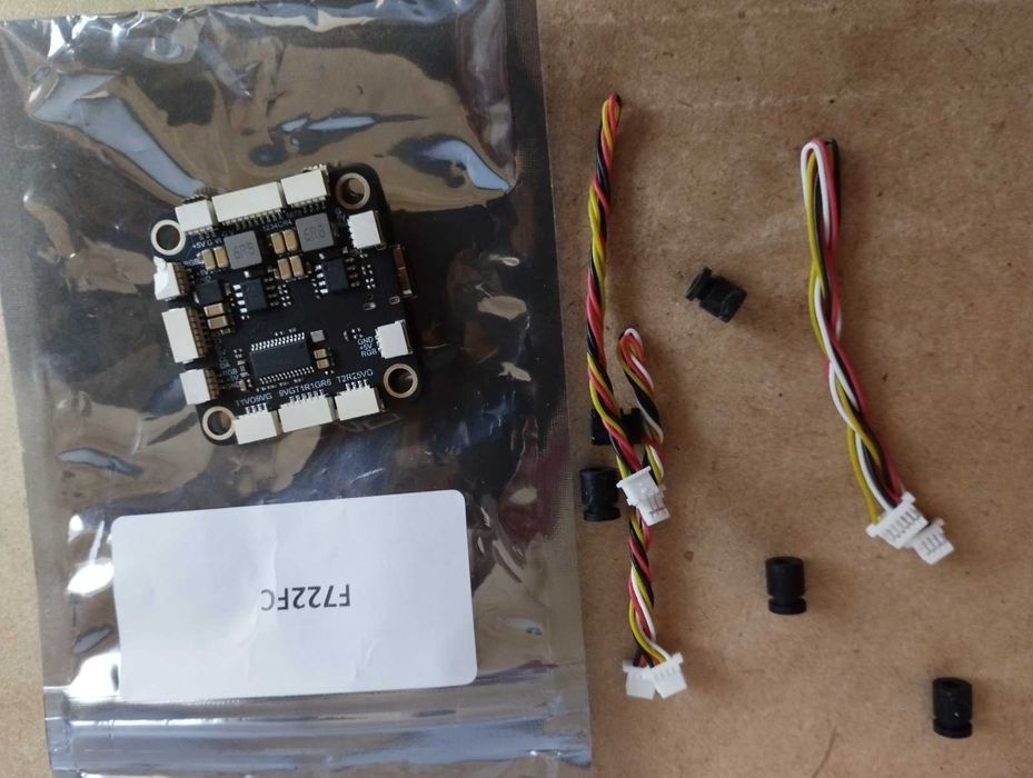 ESC, Політні контроллери,  Стеки.  F405 / F422 / H743(два гіроскопи)