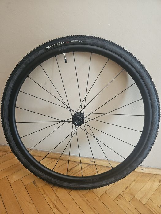 NOWE Koła DT Swiss 540 z oponami i kaseta SRAM
