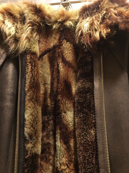 Продам дубленку женскую б/у ,мех тоскане.