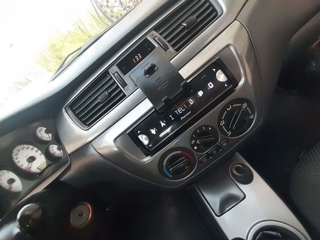 Mitsubishi Lancer lX