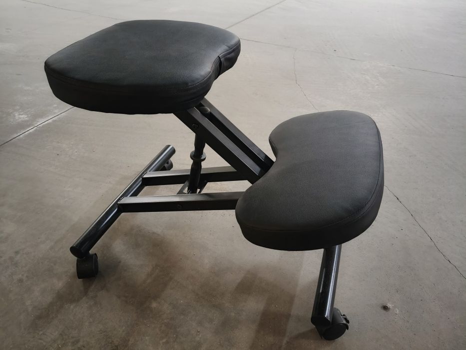 Cadeira ergonómica de joelhos