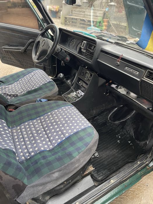 Ваз   2107   1,5.