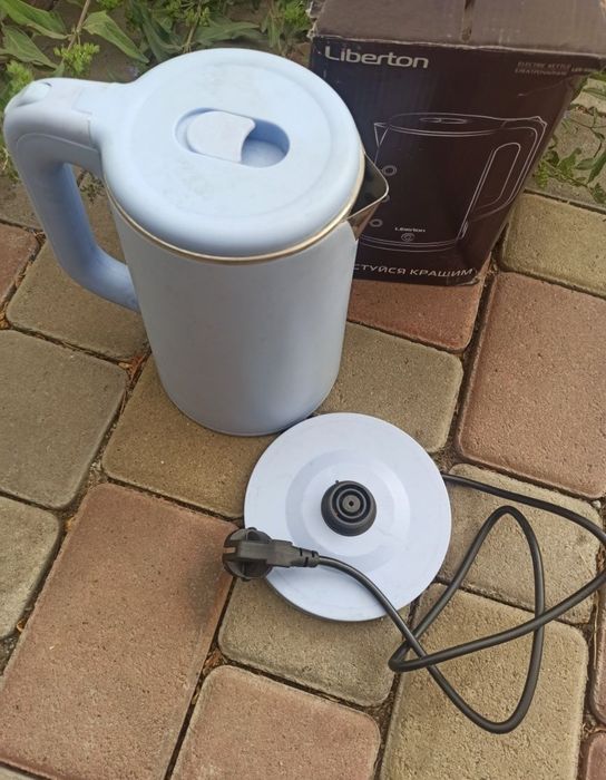 Чайник бу. В добрі руки