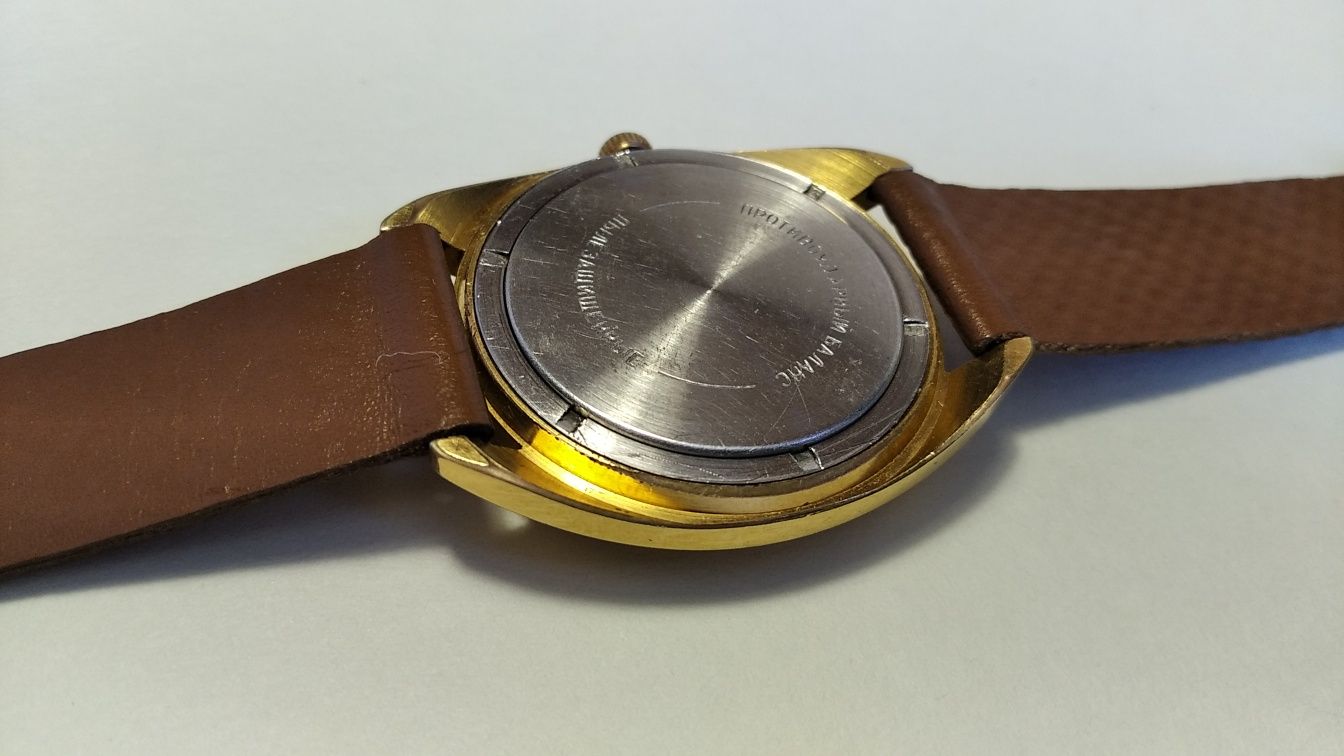 Часы механические позолоченные AU10 костюмные Бордо годинник Восток