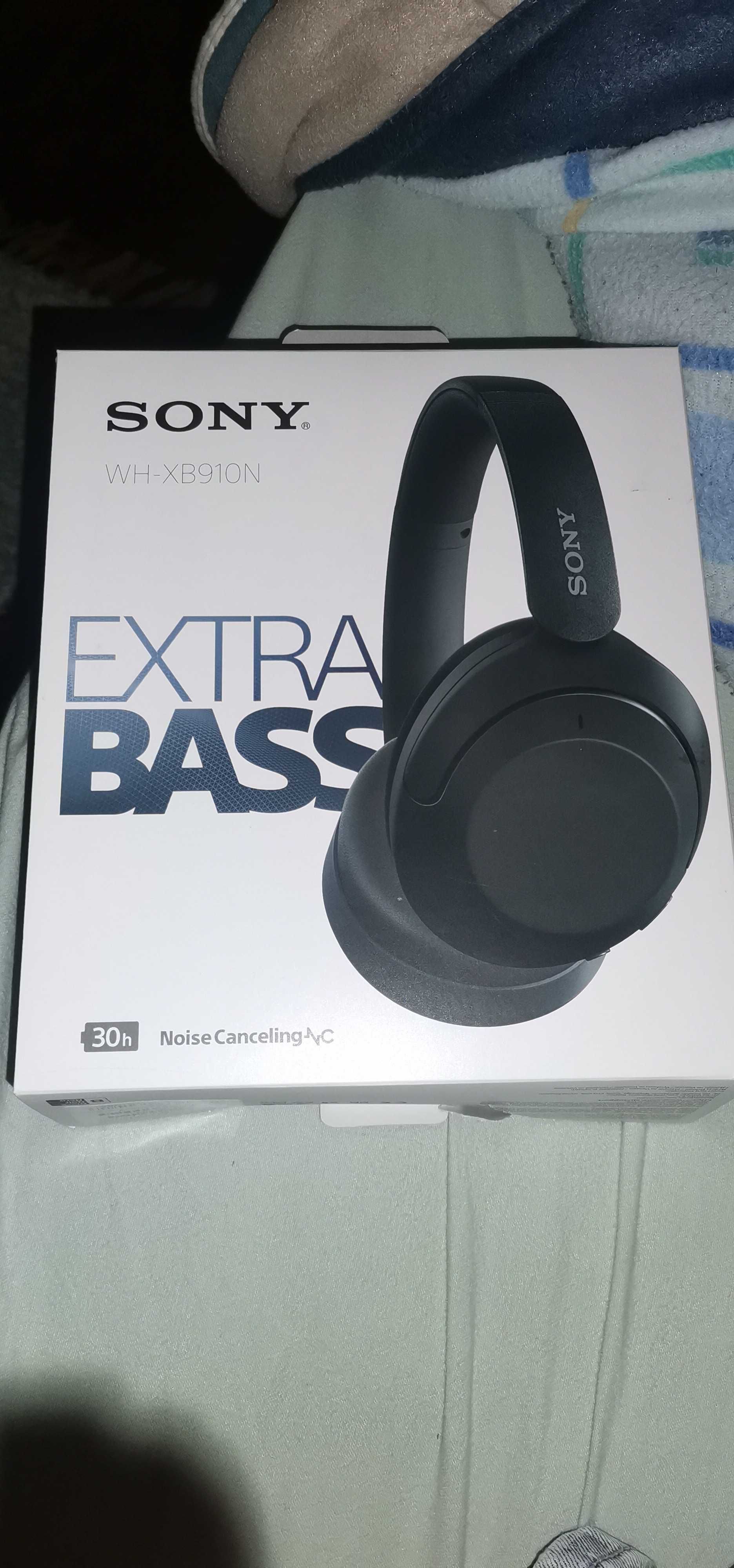 Headphones Sony WH-XB910