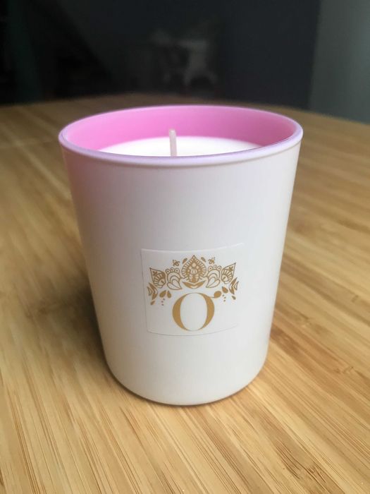 Douglas home spa świeczka świeca zapachowa orientalna Rose & Argan Oil