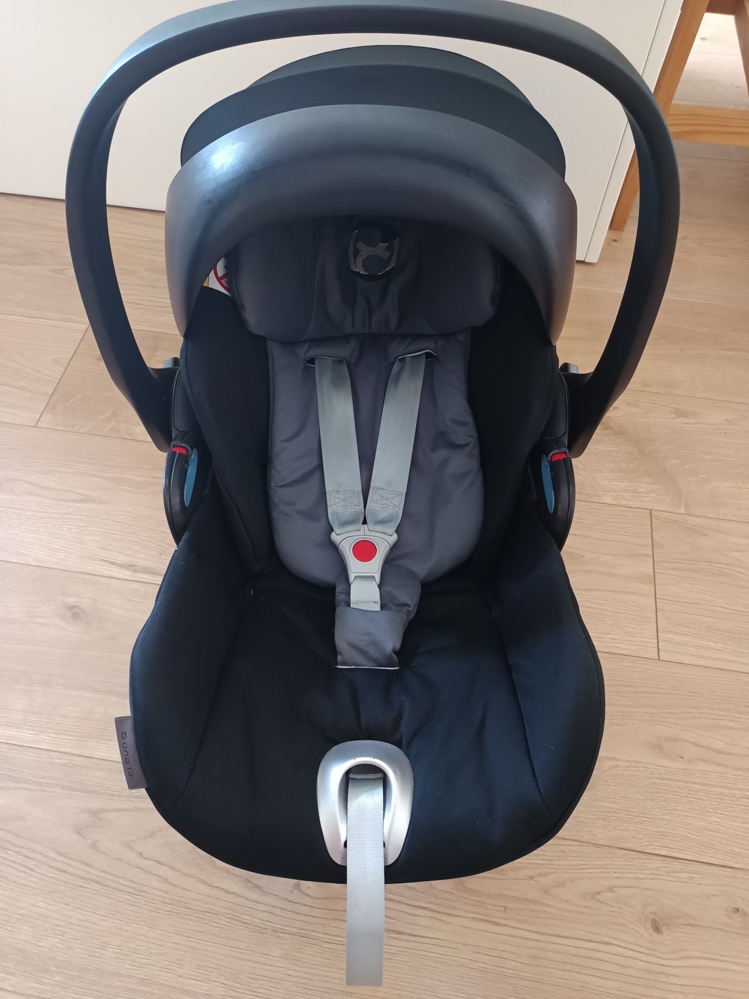 3 em 1 Cubex Q - Ovo/Alcofa e Carrinho com Isofix incluído