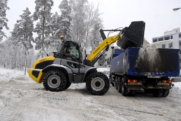 Ładowarka Kramer 880 wynajem na doby