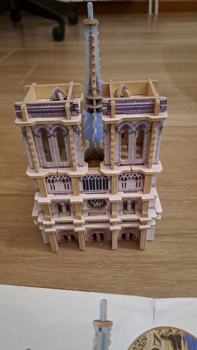Puzzle madeira 3D Notre-Dame Paris