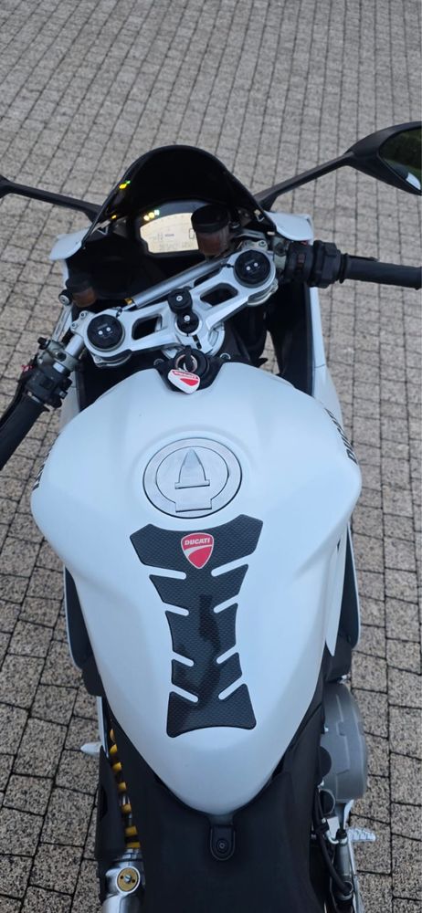 Ducati Panigale 899