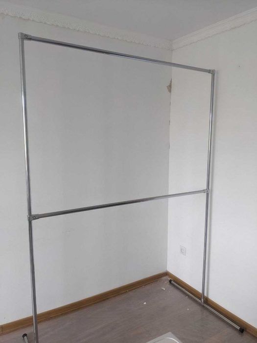 Ворота, тримач для театрального фона. Металеві. Саморобні. 2шт.