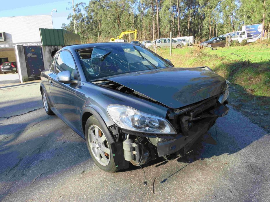 Volvo C30 1.6 D (109Cv) de 2010 - Peças Usadas (8827)