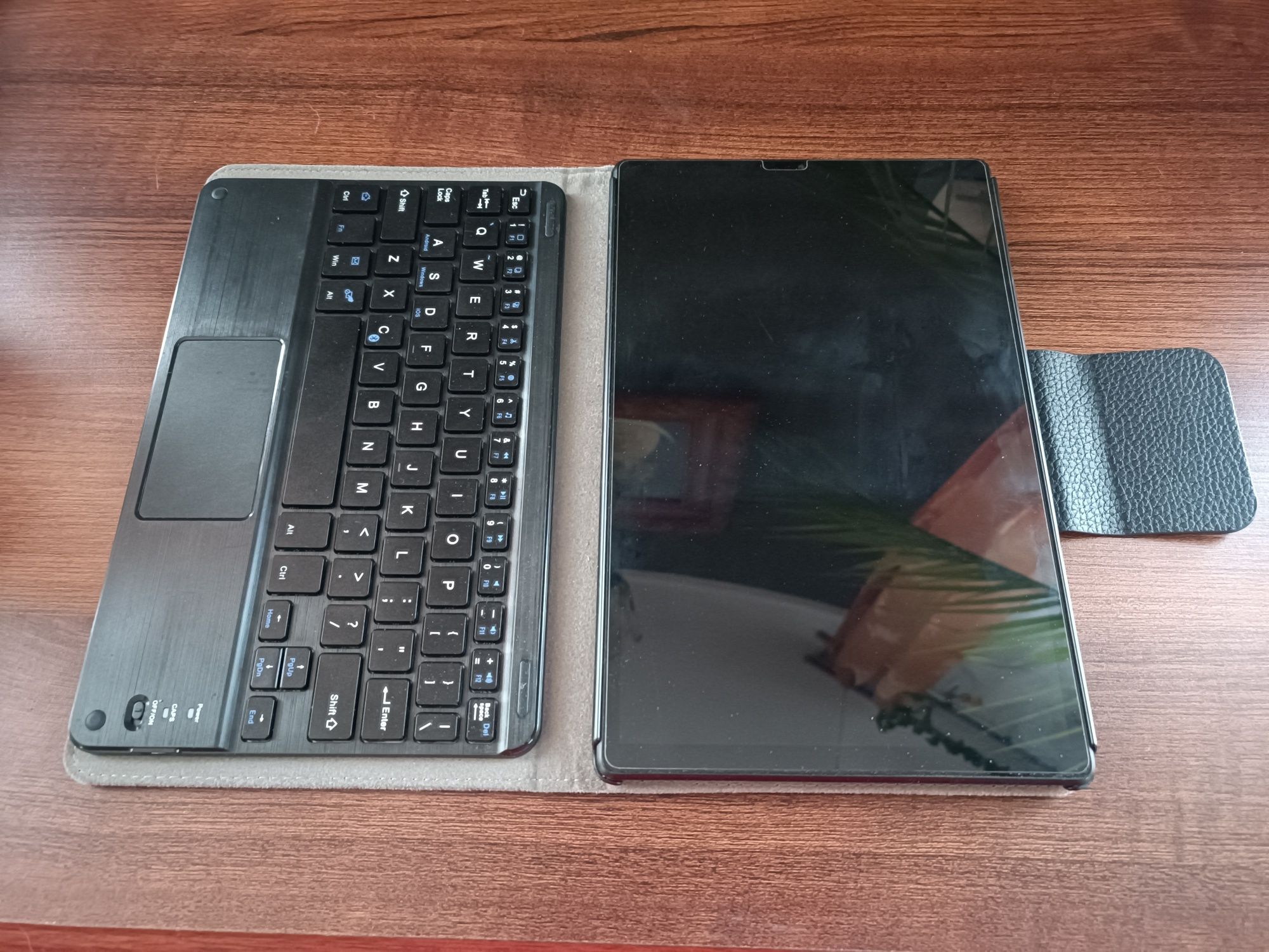 Lenovo Tab M10 FHD PLUS Okazja! Klawiatura i etui