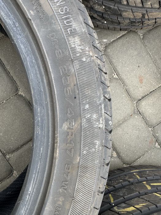 Opony letnie 235/45R17 Arivo Ultra ARZ 5