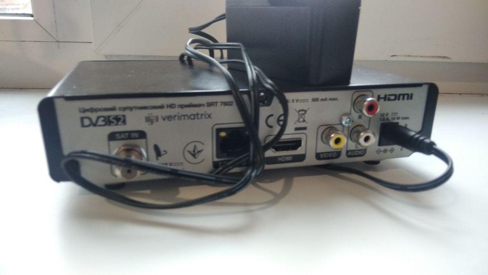 Цифровой спутниковый приемник, тюнер Viasat Strong SRT 7602