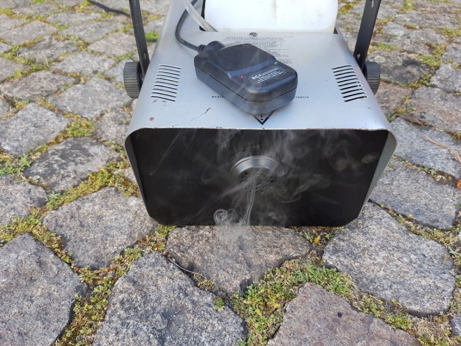 Máquina fumo