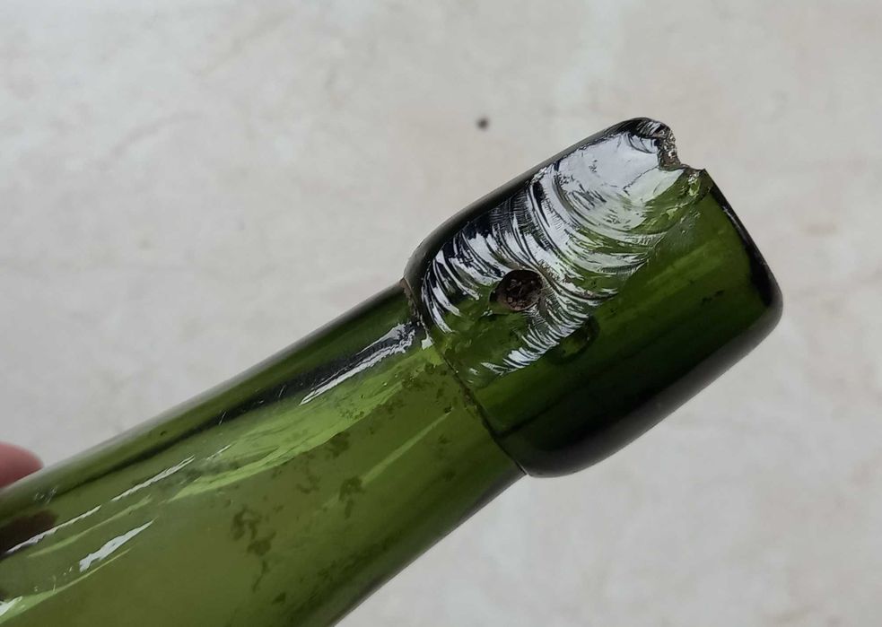 Lipinki Łużyckie Linderode A. Hentschke - przedwojenna butelka piwna.