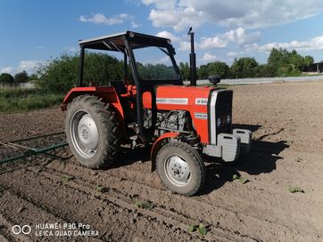 Massey ferguson 235