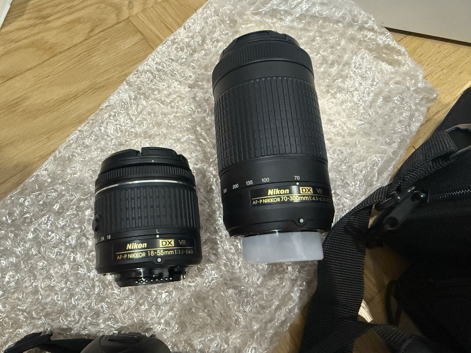 Aparat Nikon D5600 Obiektyw  Nikkor AF 70-300 mm AF 18-55