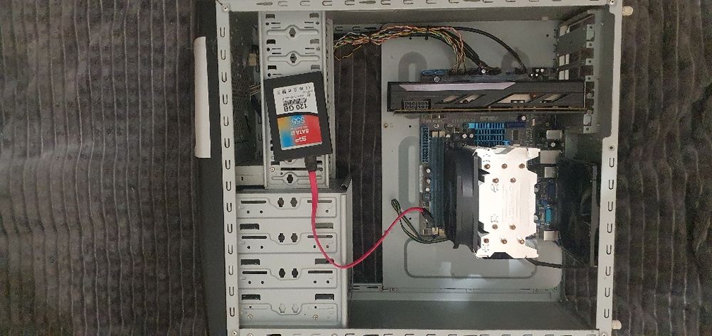 Продам ПК, Sata 3 120 GB в подарунок