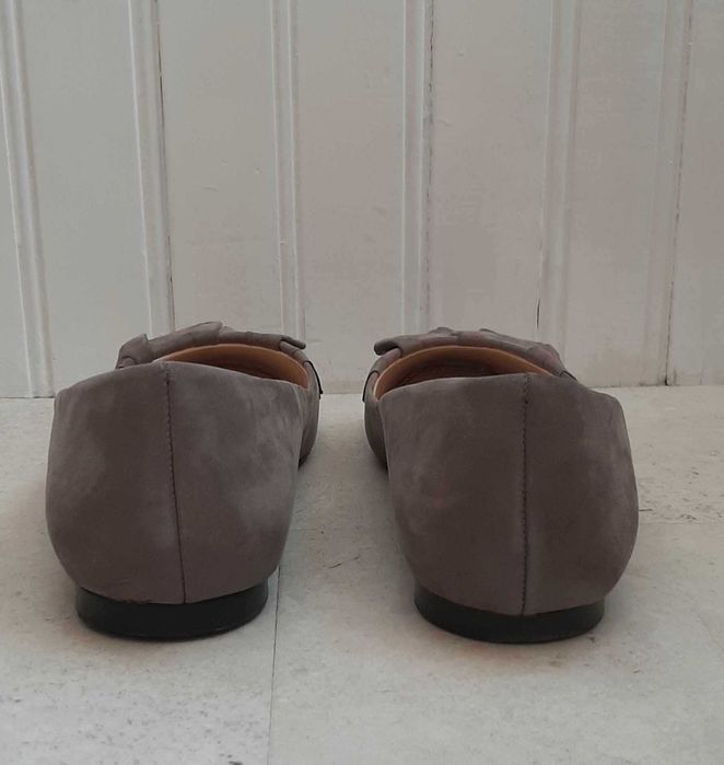 Sabrinas, sapatos rasos cinzentos em pele, Zara