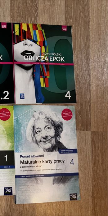 Podreczniki,ćwiczenia i maturalne karty pracy dla liceum i technikum