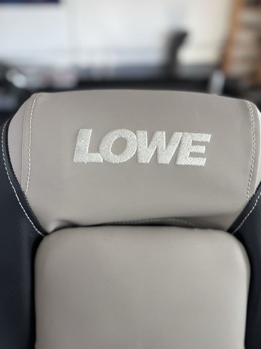 Перетяжка салонів, реставрація сидінь | Шкіра, алькантара, екошкіра