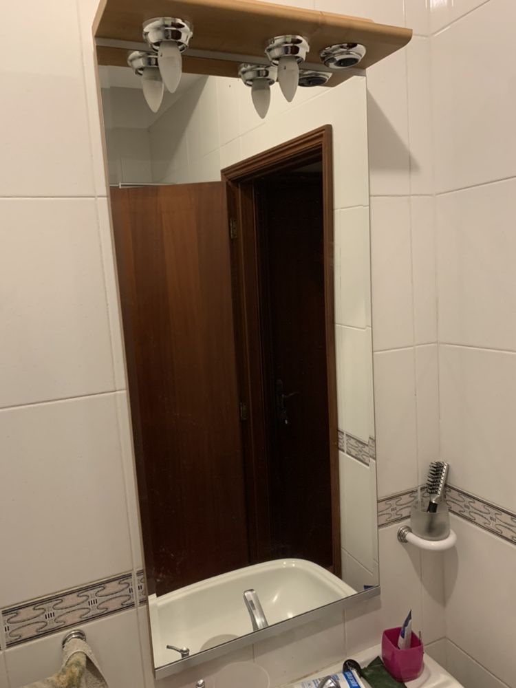 Espelho casa de banho ( 1mt de Altura x 0,50mt de Largura )