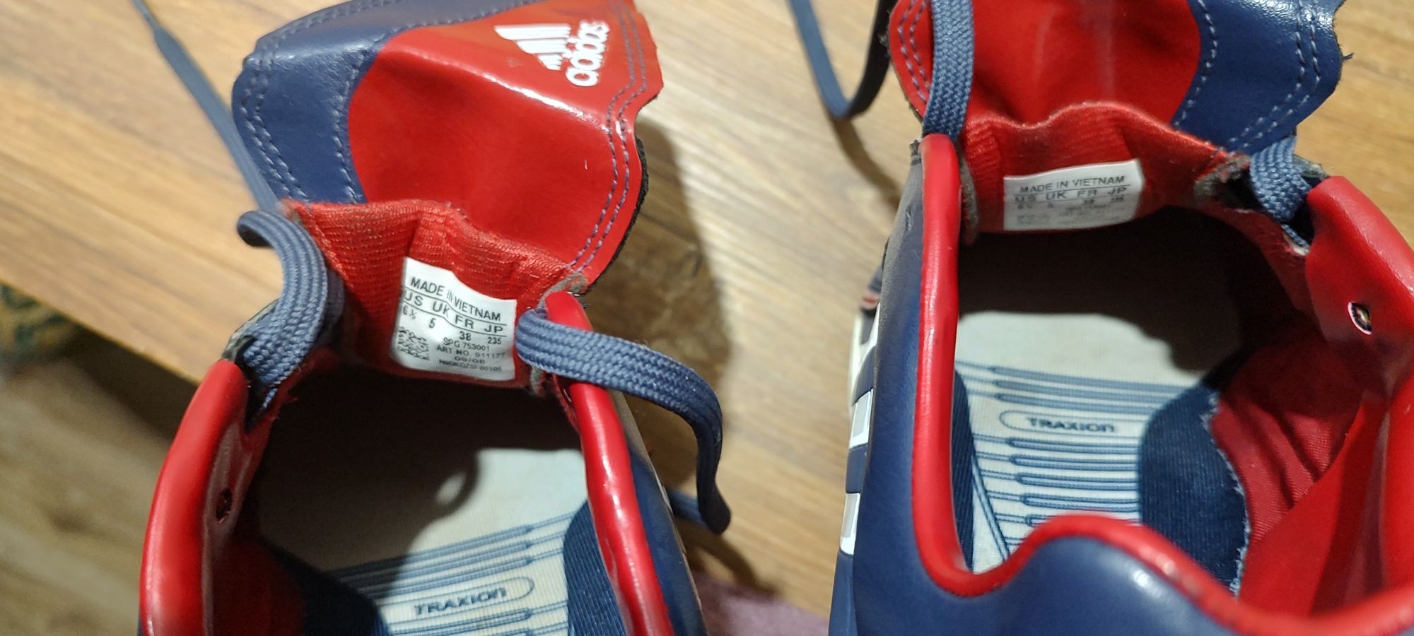 Buty korki piłka adidas predator 38