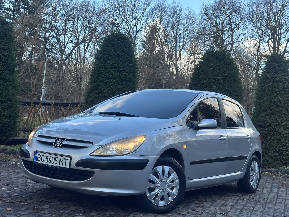 Peugeot 307 2002 року!