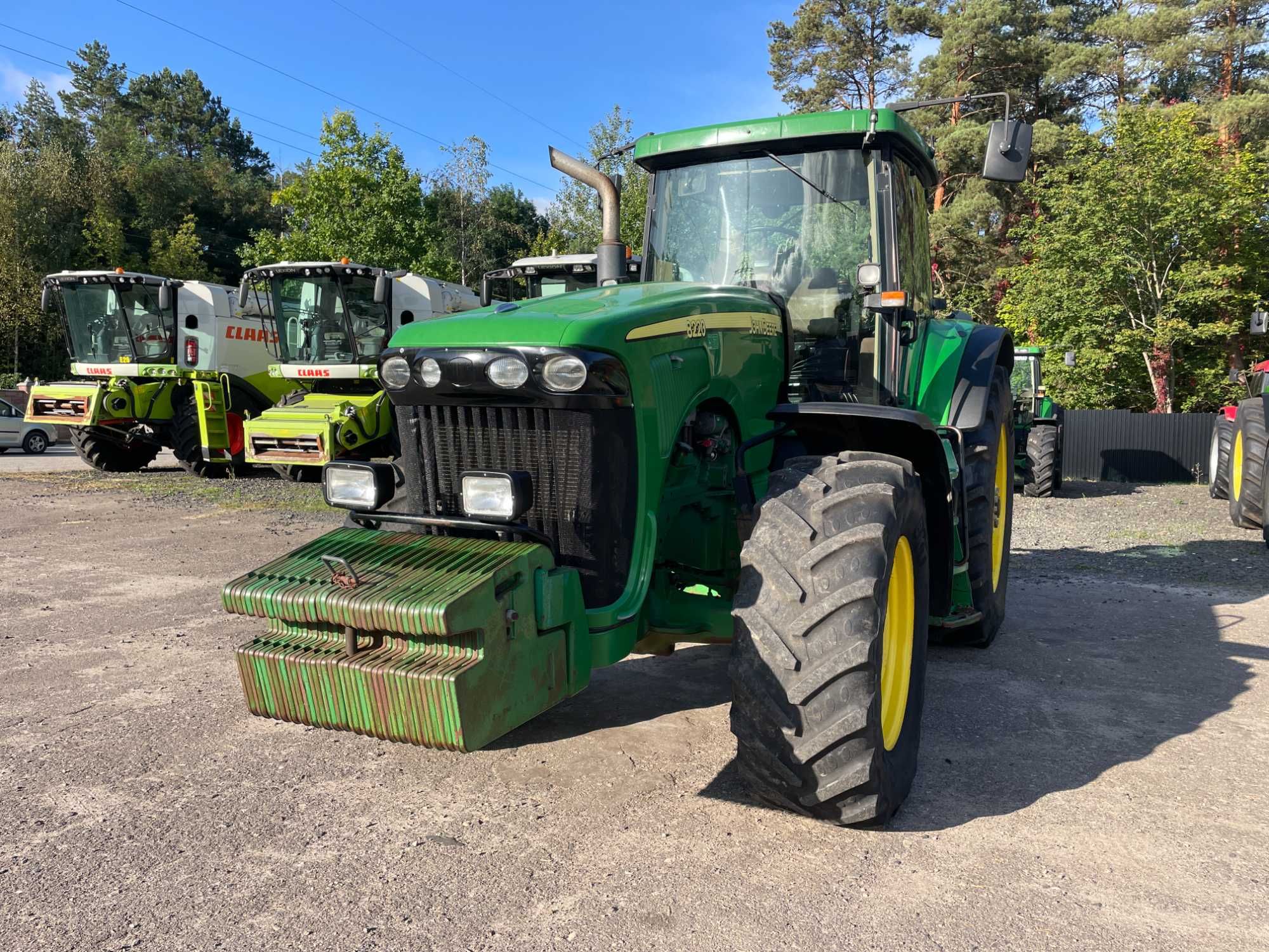 John Deere 8220 2002p