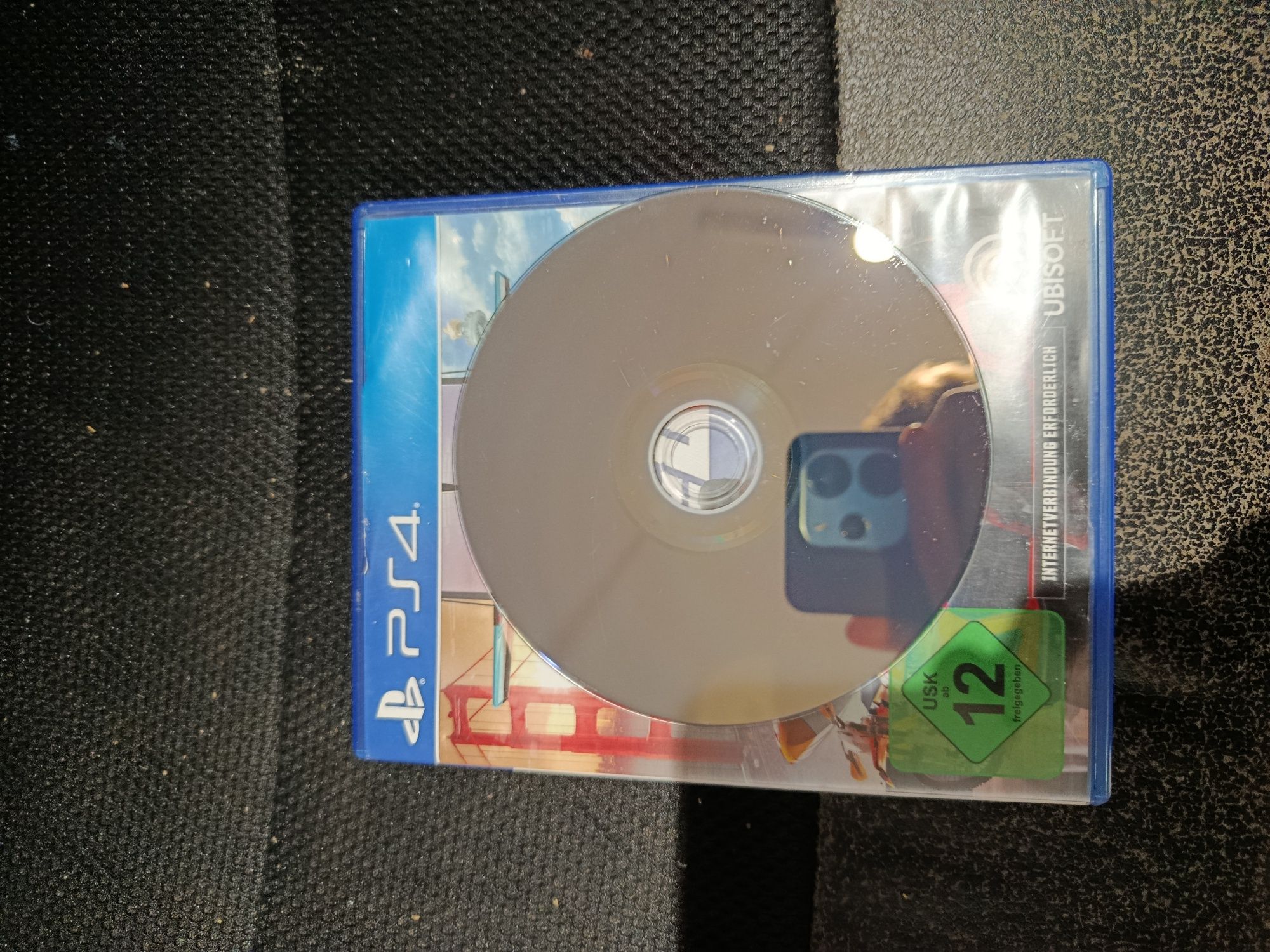 Sprzedam grę THE CREW 2 PS4
