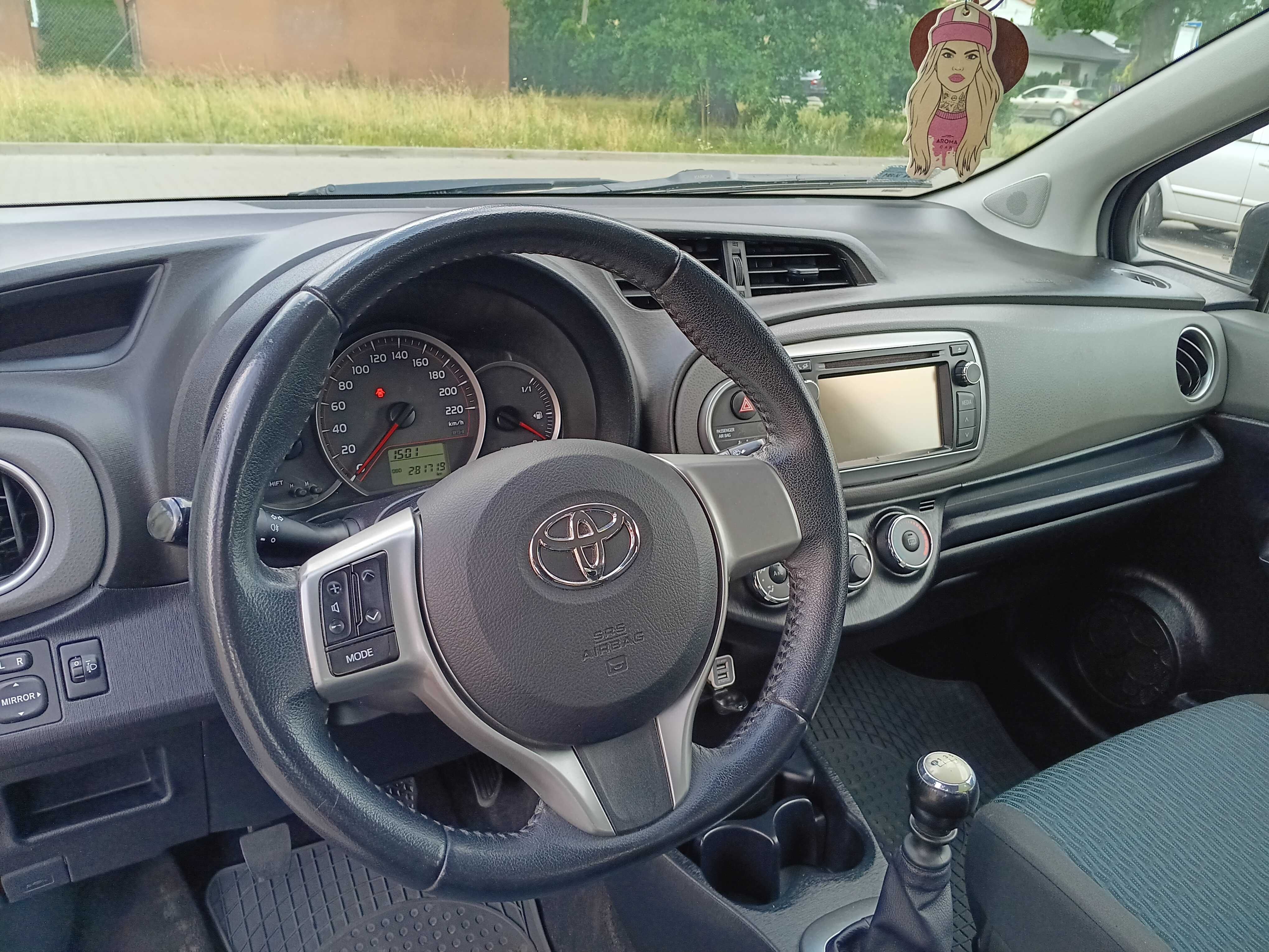 Yaris 2012r 5 drzwi benzyna 98koni android ,klima