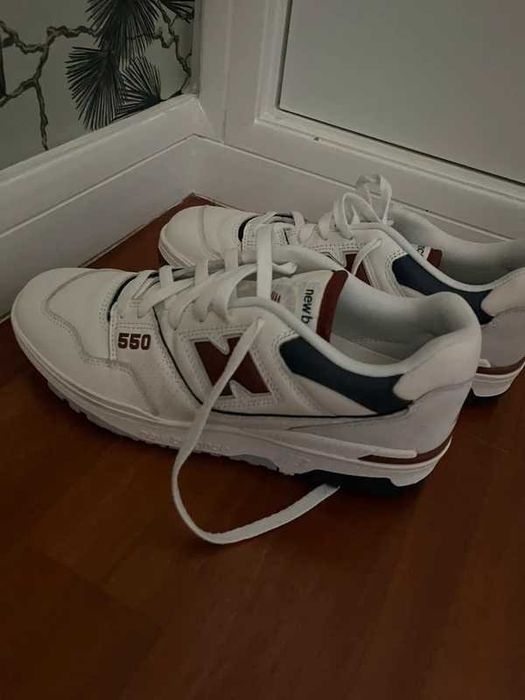 New Balance 550 Brancas/Azuis – Novas