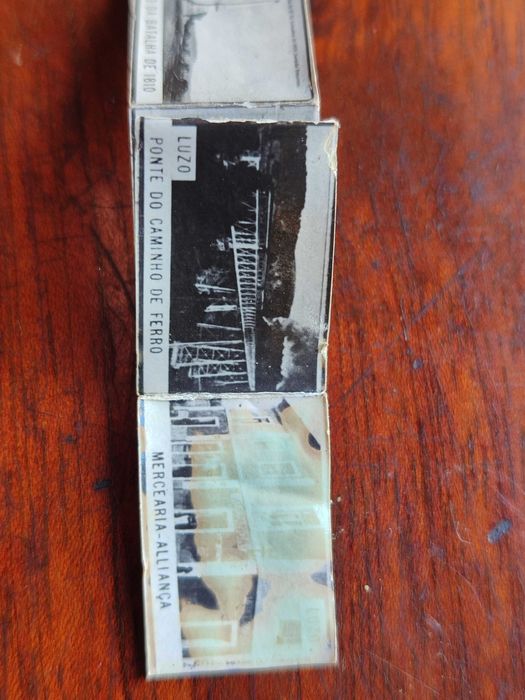 Relicário em metal banhado a prata