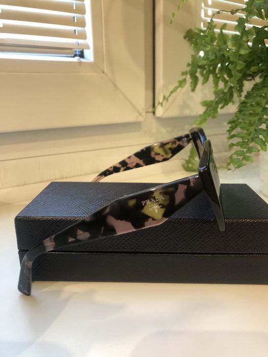 Okulary przeciwsłoneczne Prada
