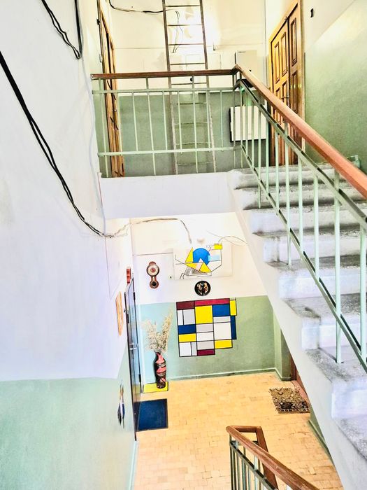 Продам елітну трикімнатну квартиру в центрі міста - 100 м².