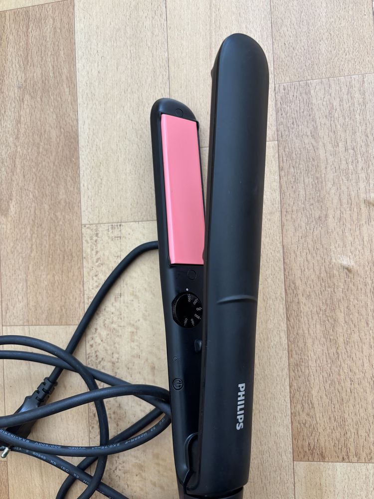 Випрамляч для волосся Philips BHS 376/00
