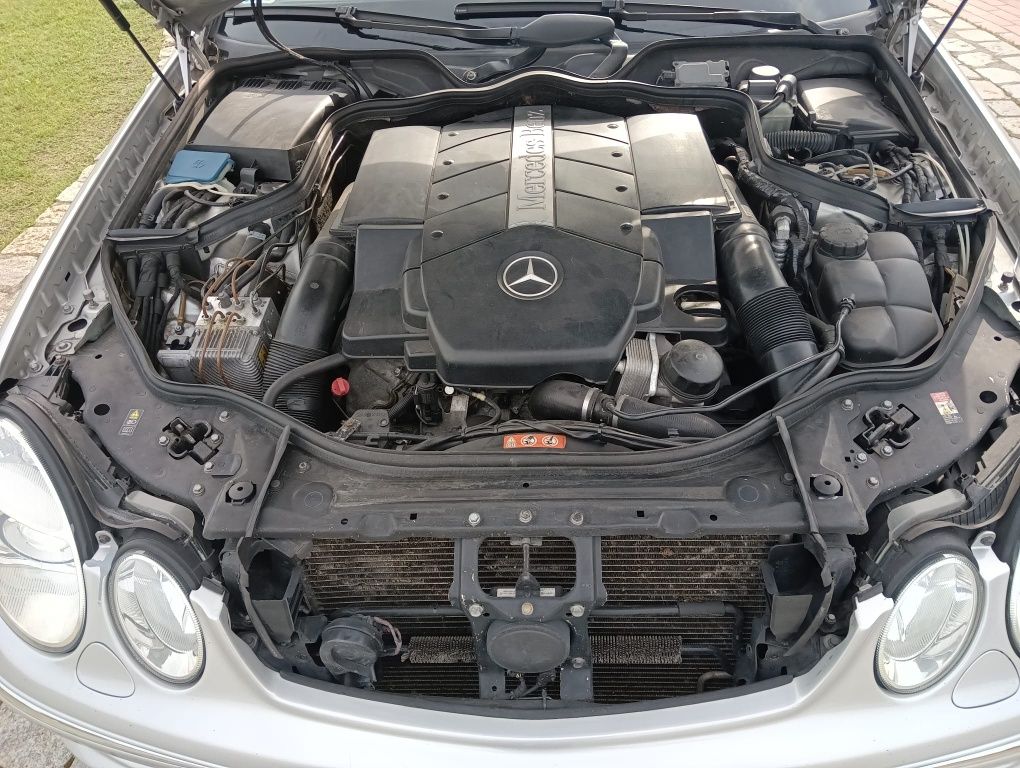 Mercedes W211 E500 4Matic