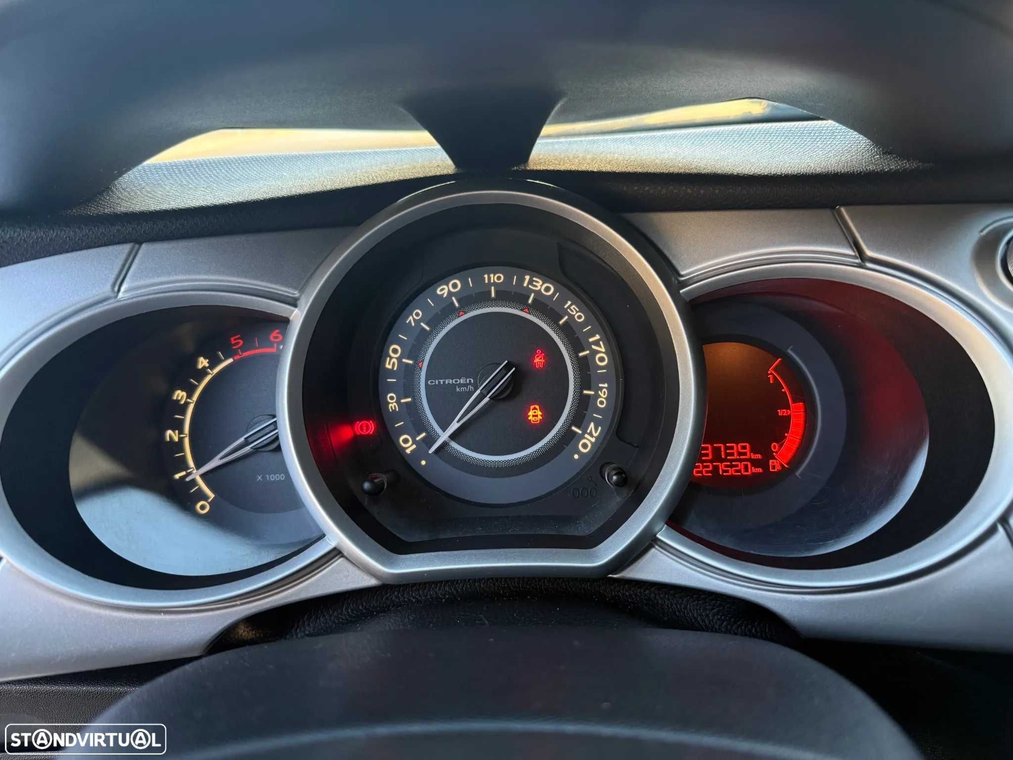 Citroën C3 1.4 HDi Airdream 5 portas 2 lugares