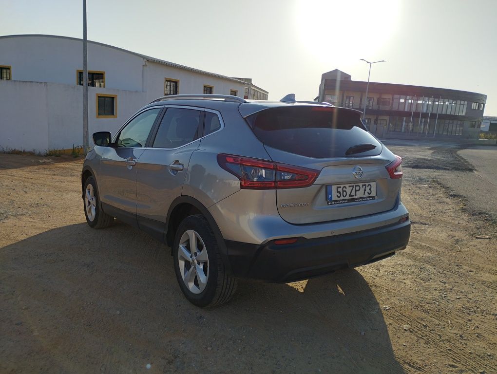 Nissan qasqhai j11