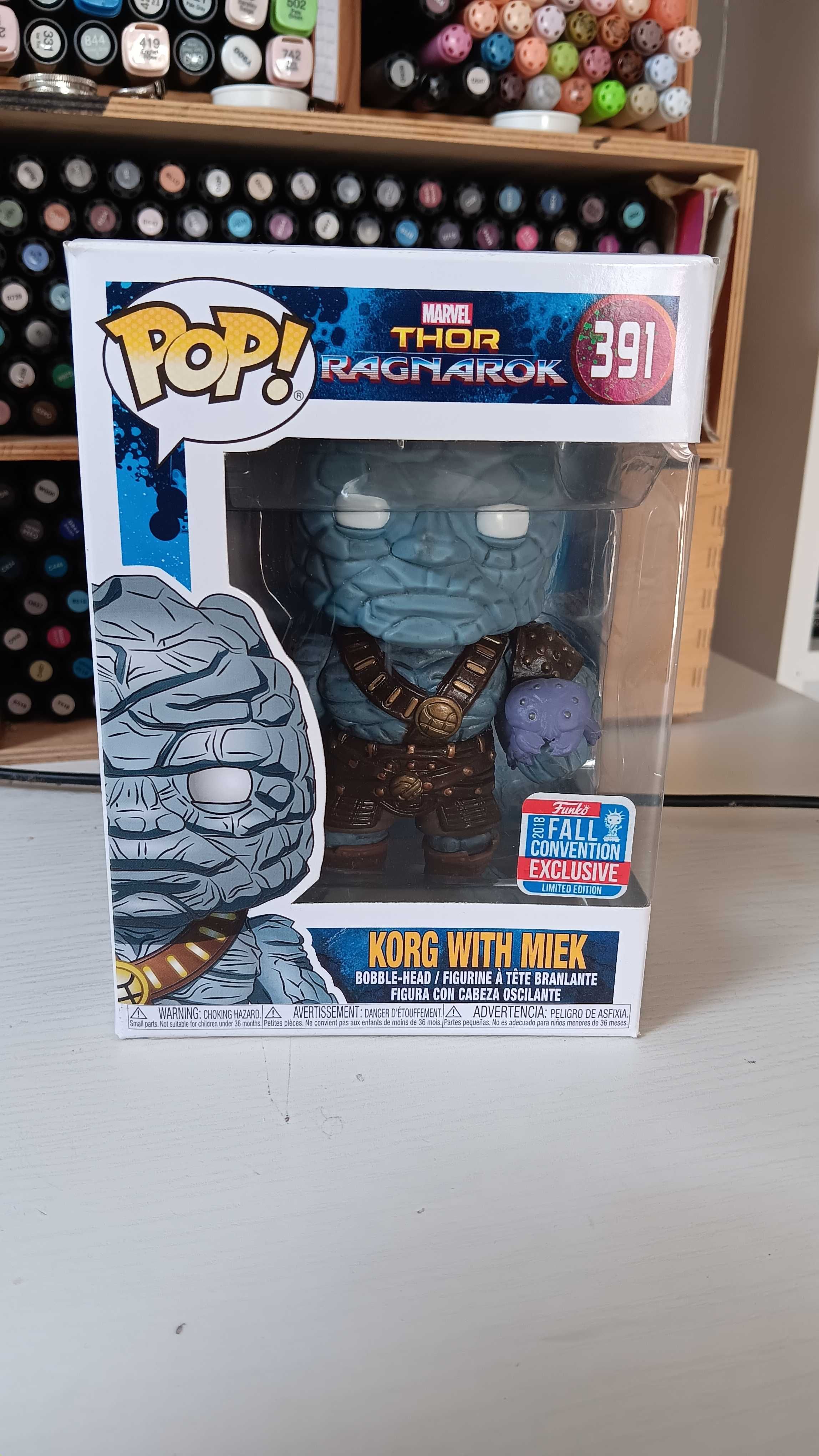 Funko pop thor Ragnarok Korg with Miek