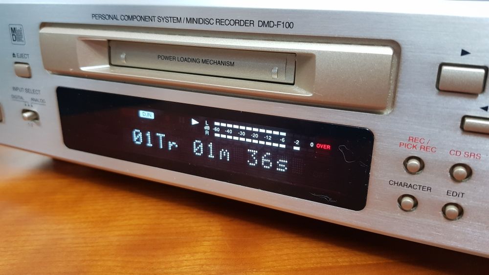 Denon DMD-F100 Minidisc